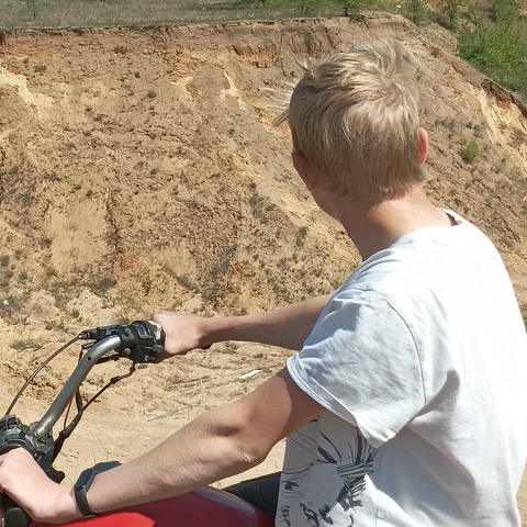 Дмитрий Кузнецов